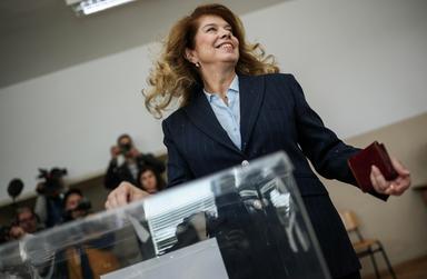 Bulgaria verso ballottaggio, exit poll danno presidente uscente in leggero vantaggio