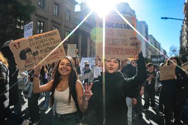 Nuova protesta delle università pubbliche in Argentina contro i tagli del governo