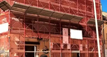 Controlli dei carabinieri nell’alta valle d’Isarco: irregolari 6 cantieri su 15