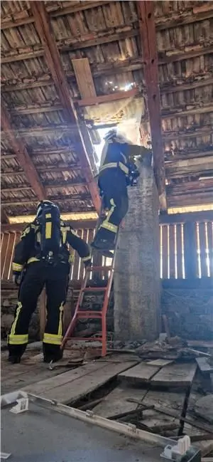 Principio d’incendio al camino, intervento dei vigili al Colle