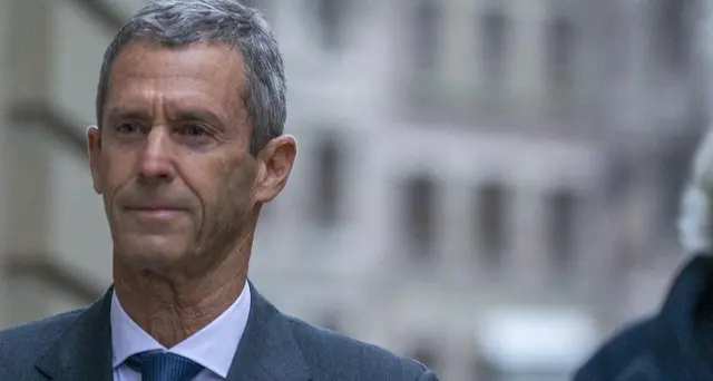 Svizzera: processo per corruzione a magnate dei diamanti