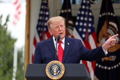 Trump, 'ho detto a Katie Zacharia di riconsiderare il suo incarico'