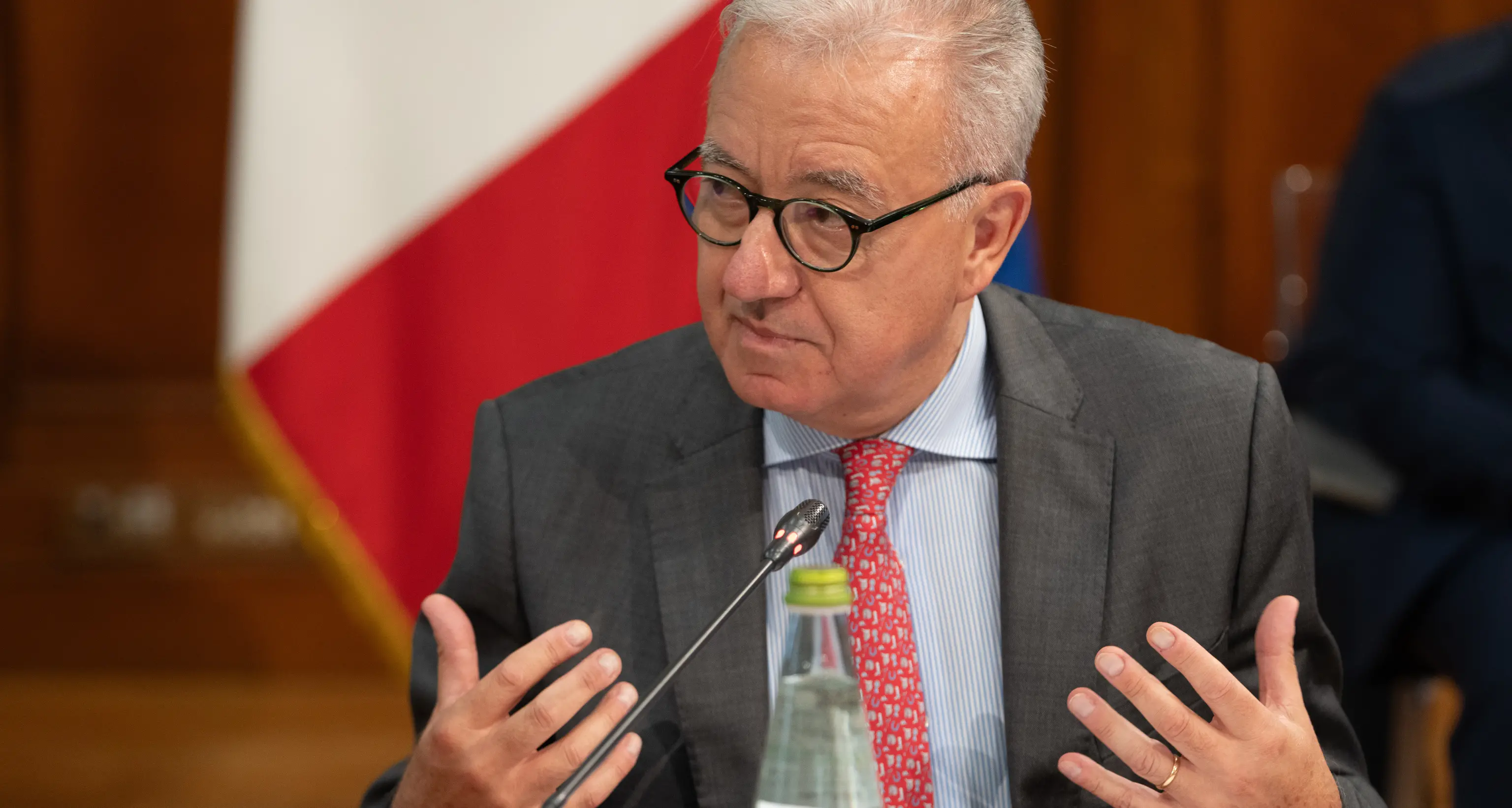 Autonomia: governo, nessuna devoluzione su albi professionali