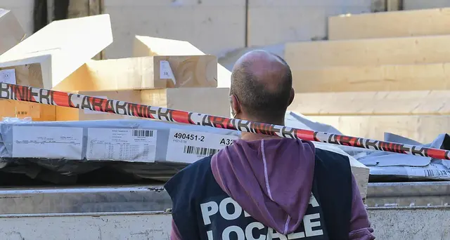 Incidenti lavoro: artigiano cade da quarto piano, morto