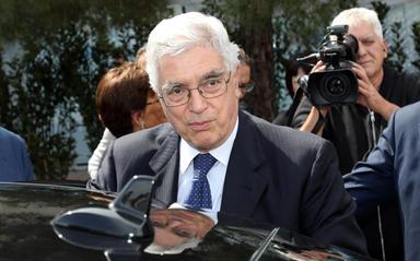 Morto a 86 anni dopo una caduta, per oltre mezzo secolo al centro delle grande finanza