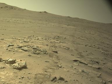Marte, il rover Perseverance batte il record di distanza percorsa VIDEO