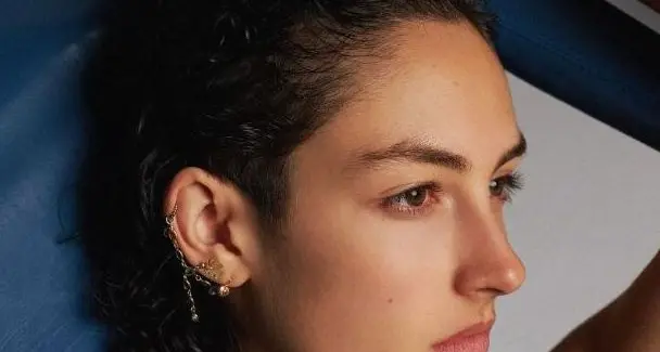 Nina Kompatscher modella per Valentino sulle passerelle di tutto il mondo