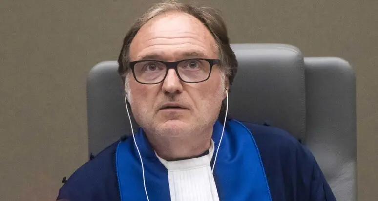 Tarfusser non molla: chiede nuove verifiche sull’operato giudici di Olindo e Rosa