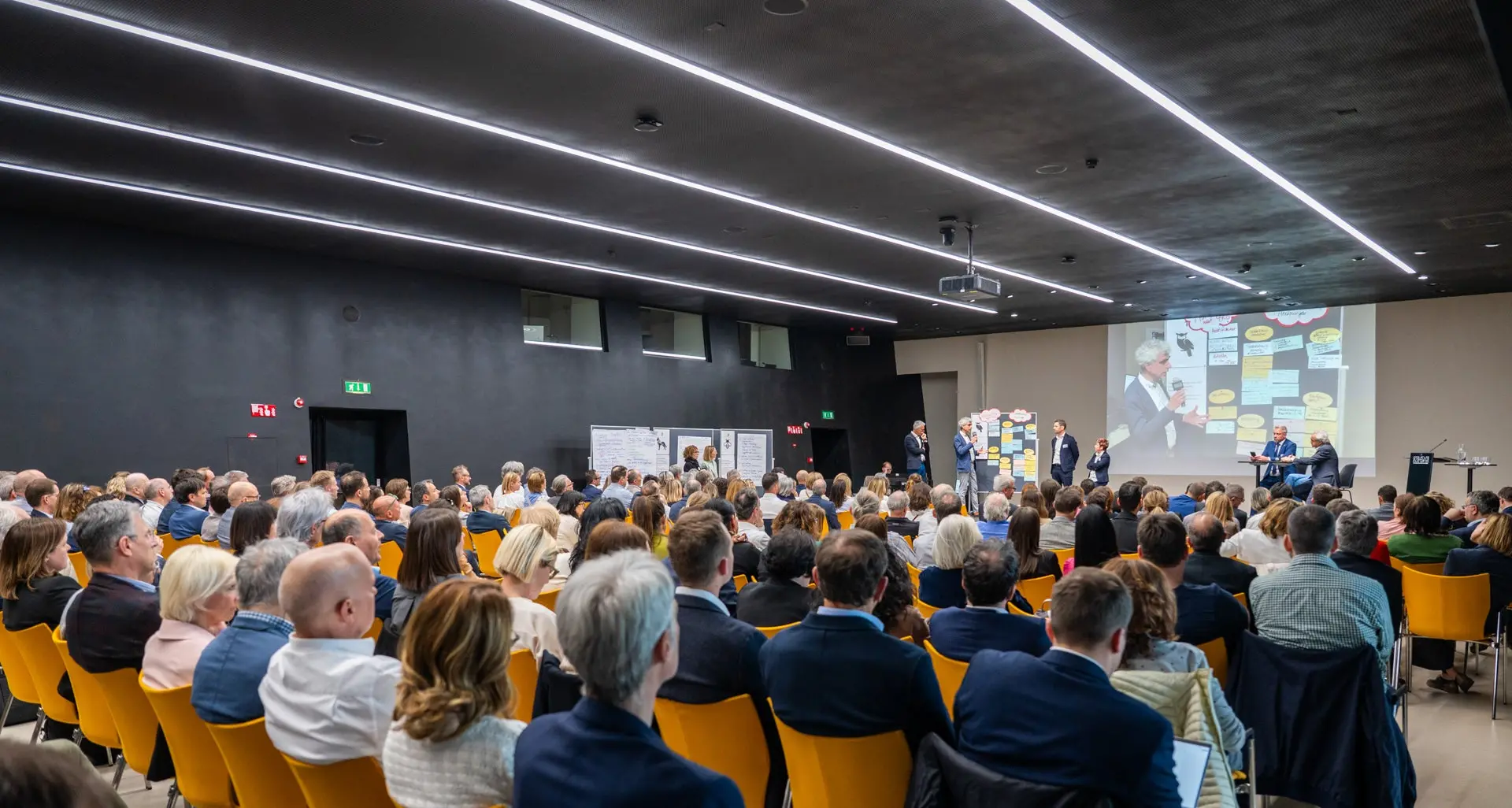 Leadership pubblica, a Bolzano confronto tra 200 dirigenti
