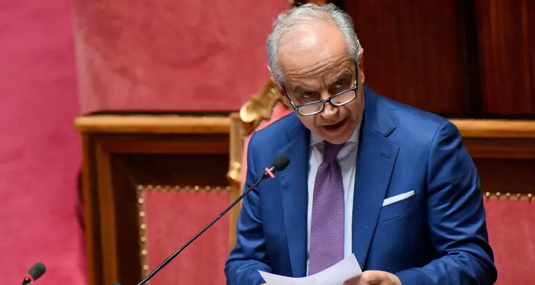 Martin Sellner in Alto Adige? Piantedosi in aula: «Monitoriamo»
