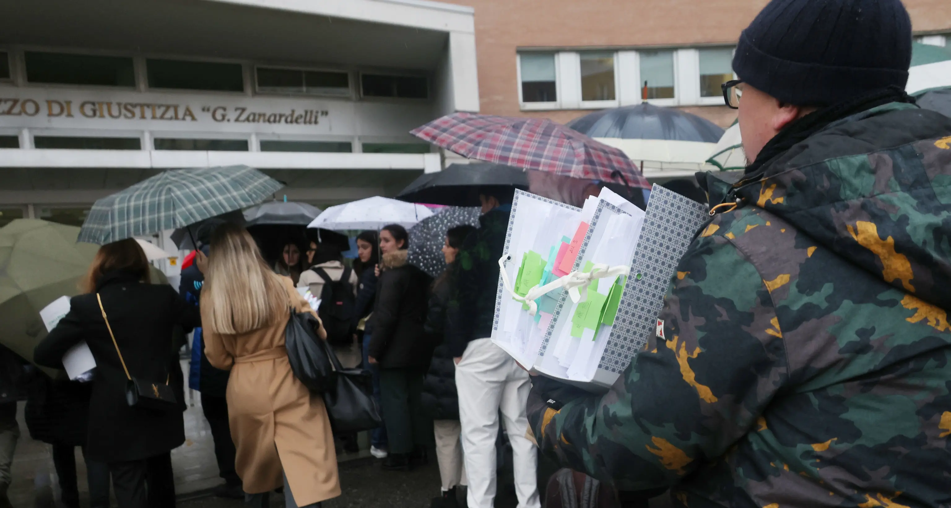 Strage Erba: avvocato dello Stato, istanze inammissibili