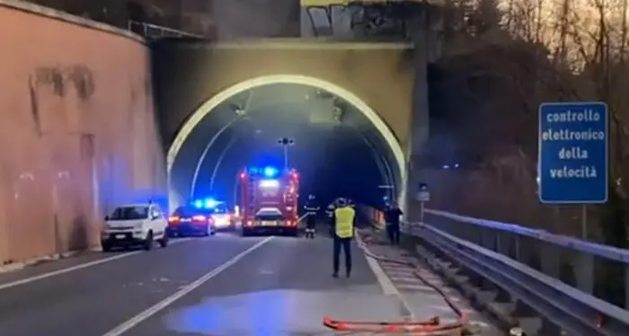 Scontro bus-ambulanza, morti 3 sanitari e il paziente: “La loro vita era per la comunità”