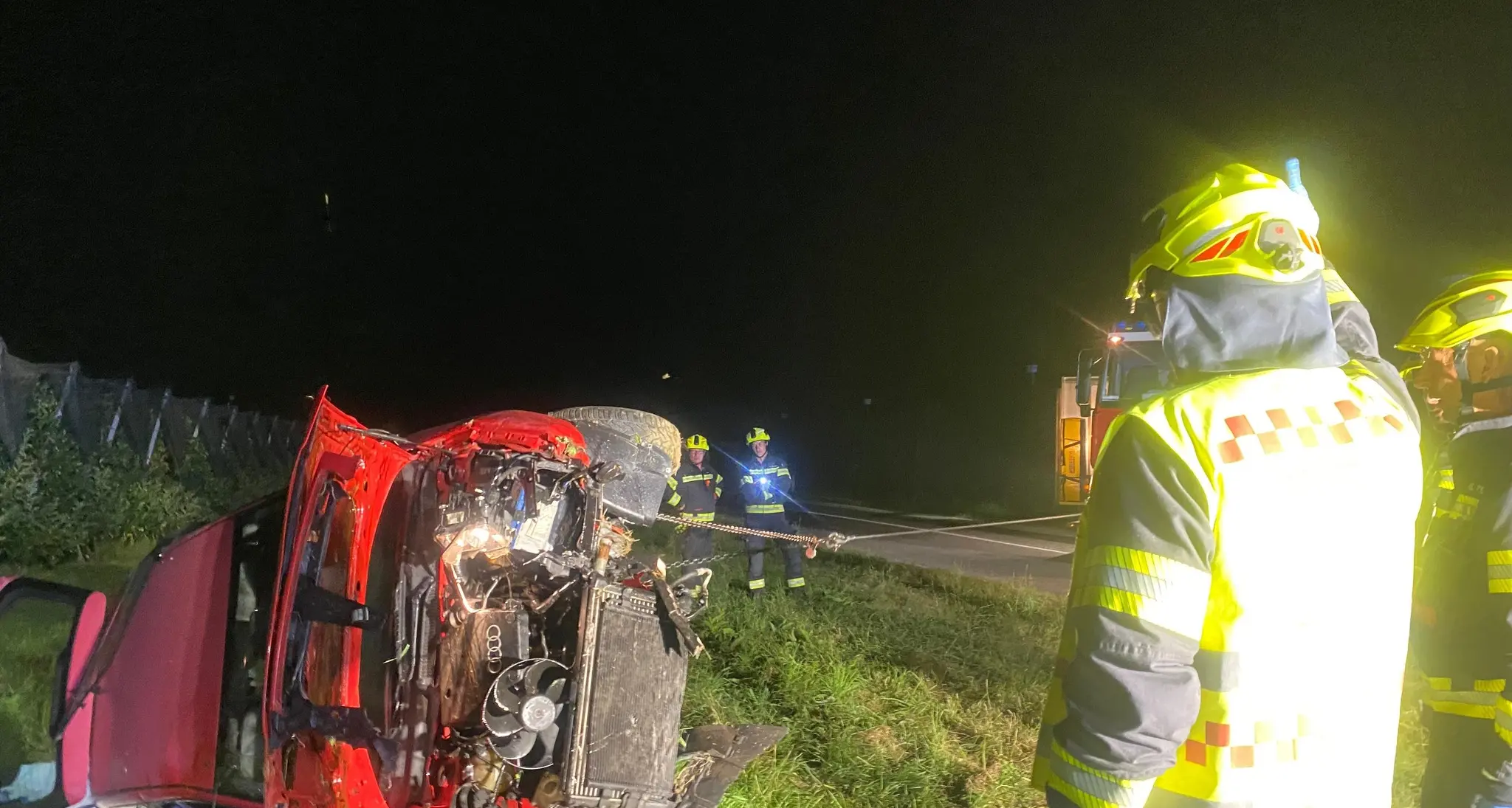 Incidente nella notte tra Ora e Termeno: l’auto finisce in un fosso