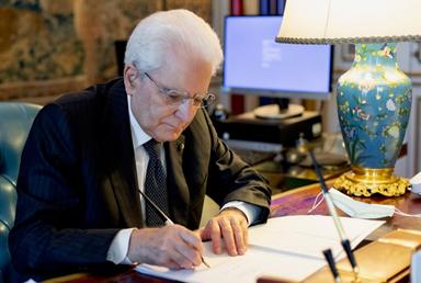 Mattarella, asprezze e contrapposizioni non facciano disperdere unità d'Italia