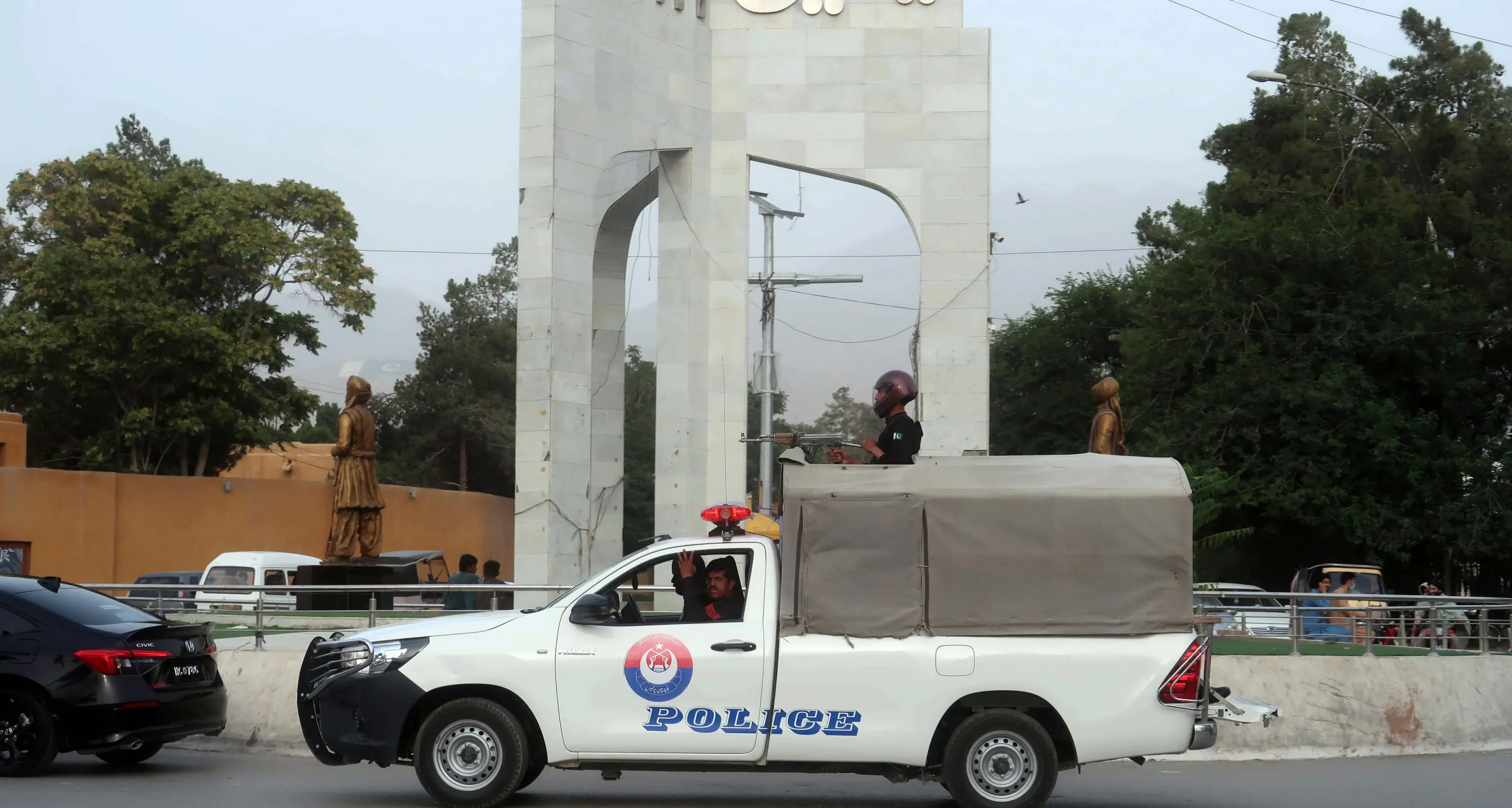 Pakistan, attacchi aerei dell'Iran: morti due bambini