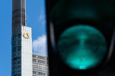 Weidmann (Commerzbank), 'voglio parlare con Orcel'