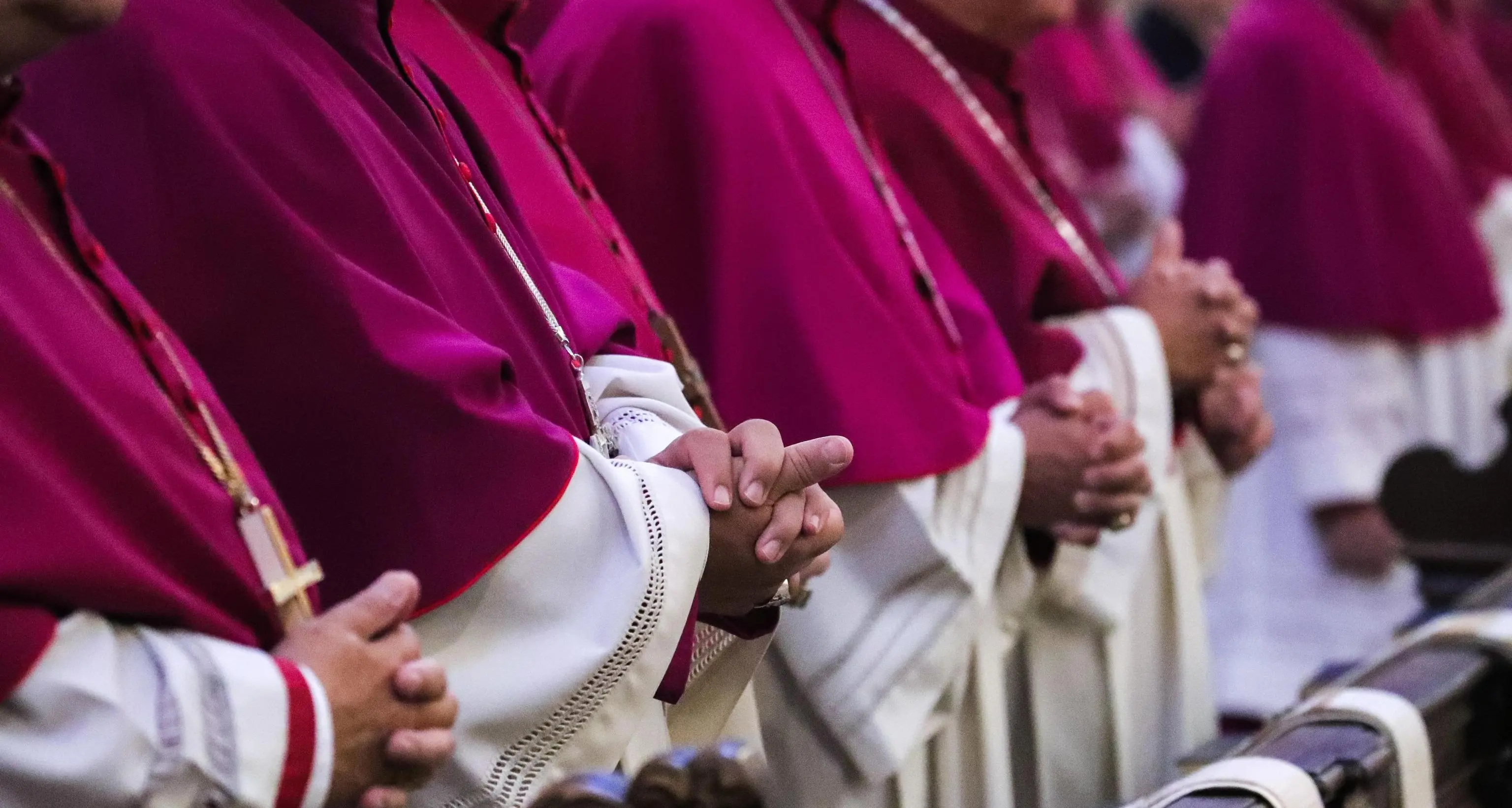 Pedofilia: Usa, l'arcidiocesi di Baltimora dichiara bancarotta