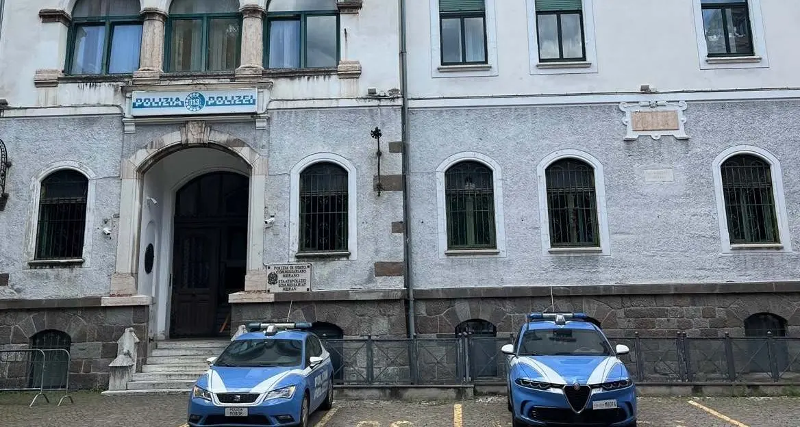 Bolzano, spacciatore di droga e marito violento arrestato dalla polizia