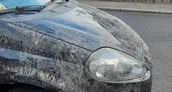 Auto danneggiata a Fiè allo Sciliar: non è stato l’orso