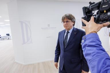 La Corte costituzionale spagnola apre la strada all'amnistia per Puigdemont