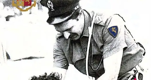 Giornata delle vittime della strada, la Polizia stradale: «Vie le mani dal telefonino in macchina»