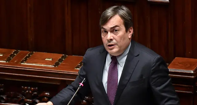 Amendola, serve riflessione su delega servizi segreti
