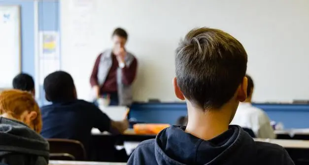 «Test linguistici e Daspo per gli alunni violenti». La proposta della Stf