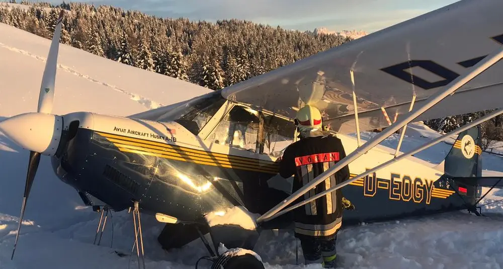 Atterraggio d'emergenza a Verano: illeso l'imprenditore Ulrich Ladurner, presidente della \"Dr. Schär\"