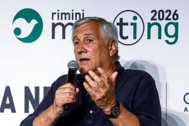 Tajani, 'Di Battista in ospedale a L'Avana, sono in contatto con l'ambasciata'