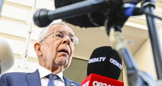 Austria, rieletto il presidente Van der Bellen