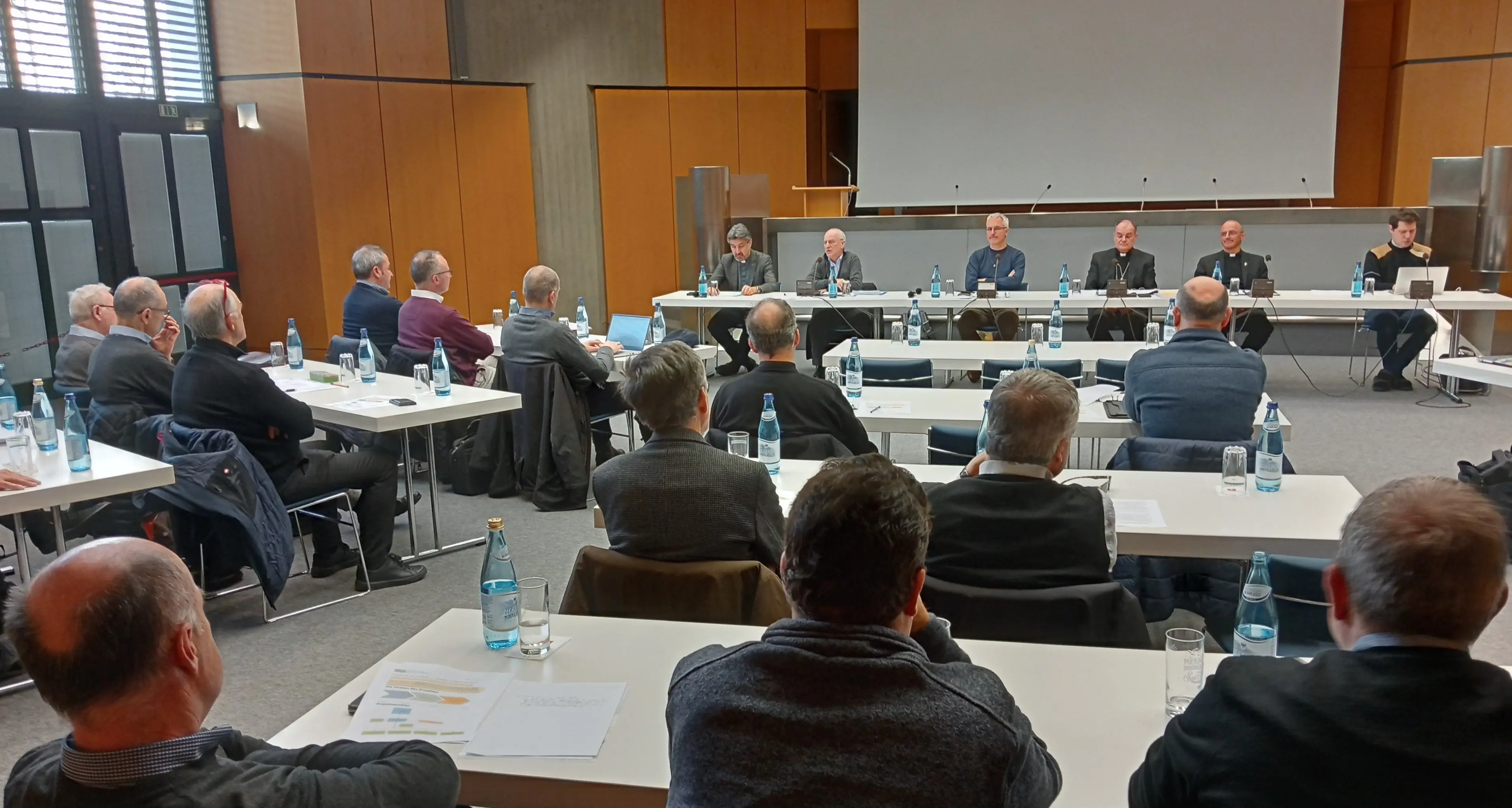 La Chiesa altoatesina lancia un progetto contro gli abusi. Muser: «Serve un approccio senza paura»