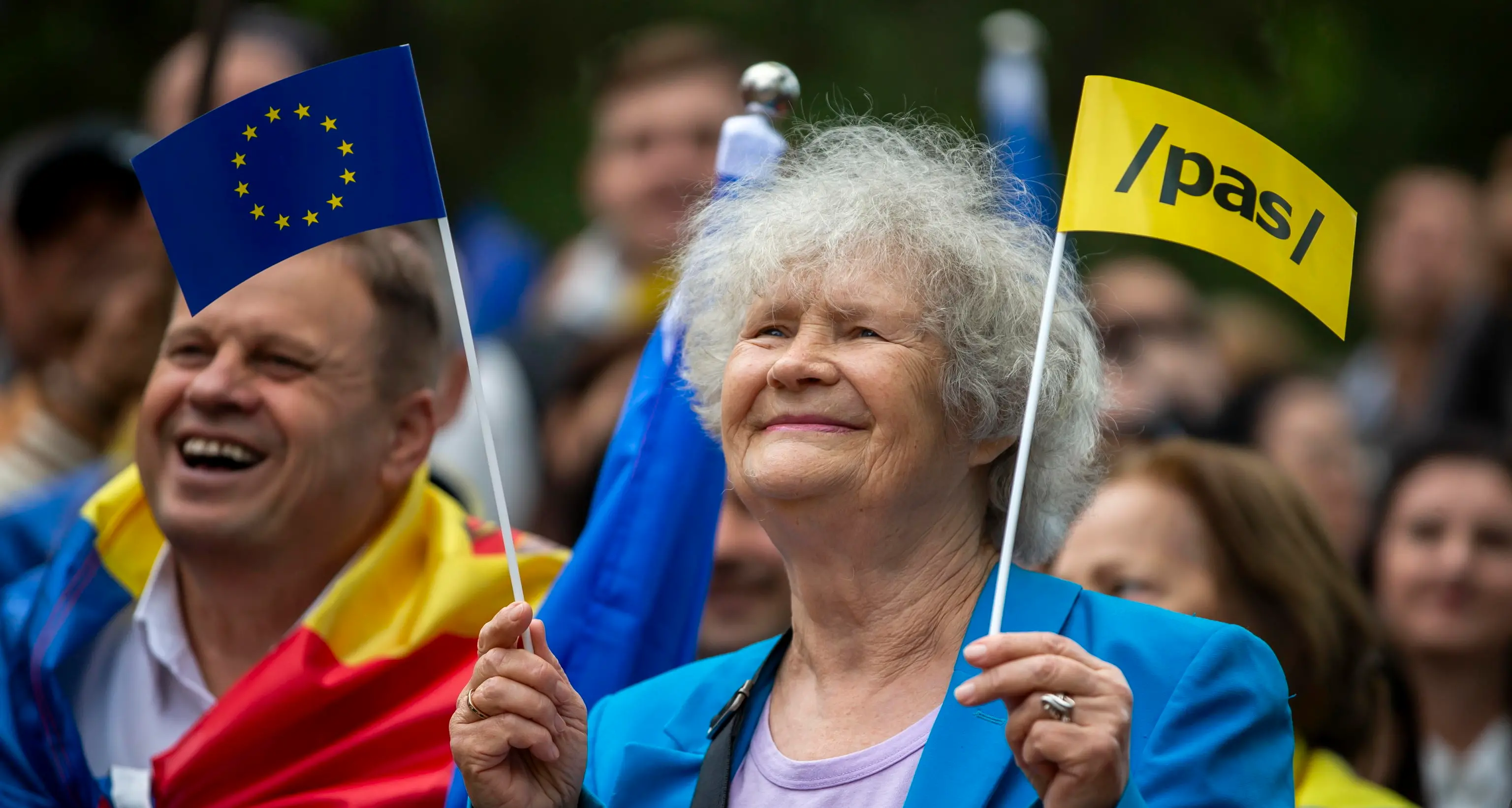 Moldavia: seggi aperti per le legislative, voto tra Ue e Russia