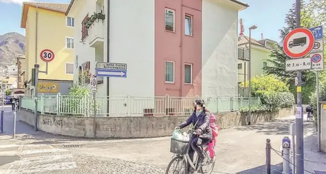 Bolzano, via Fucine e via Tre Santi ora chiedono la ciclabile