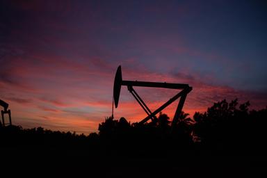 Petrolio in lieve rialzo, il Wti avanza dell'1,40% a 97,12 dollari al barile
