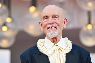 La Coppa Volpi maschile va a John Malkovich