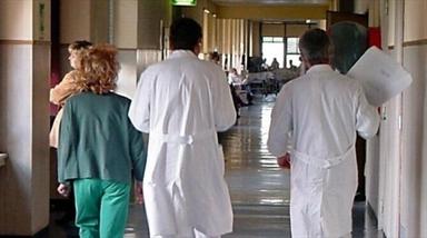 Sindacato medici, nel 2025 + 150% dimissioni, superati i pensionamenti