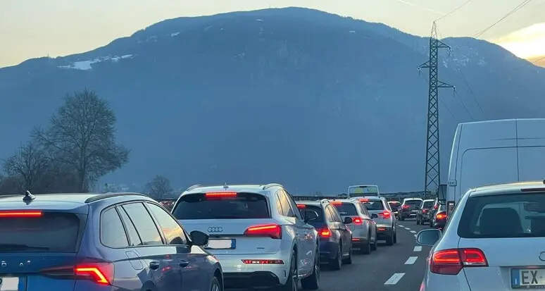 Lunghe code per lavori sulla MeBo a Castel Firmiano