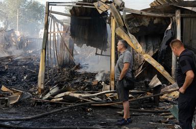 Almeno 12 morti nel raid russo notturno su Kiev