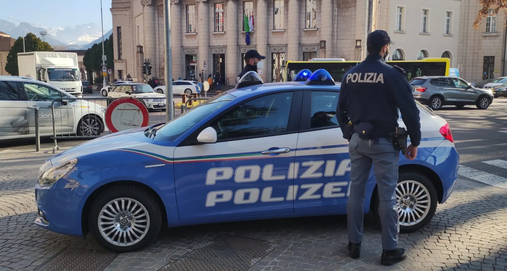 Ferragosto, in Alto Adige controllate dalla polizia 900 persone, 12 denunce e 93 multe