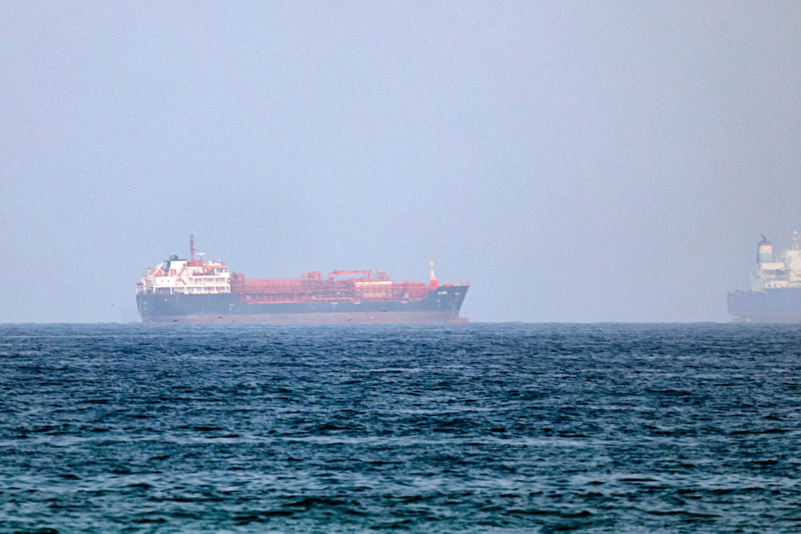 Esercito Usa, 'spari contro petroliera che voleva forzare il blocco a Hormuz'