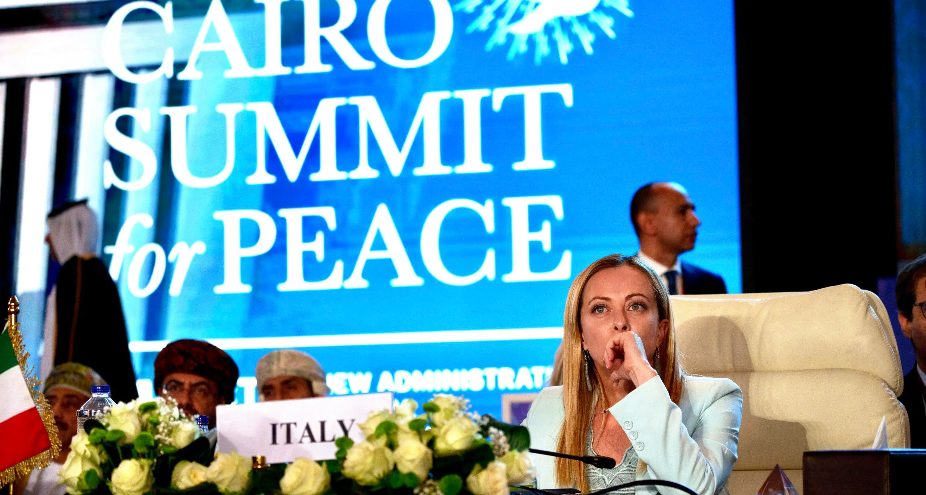 Meloni: 'Fare l'impossibile, la soluzione corretta è due Stati'