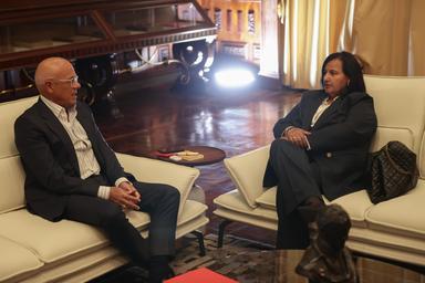 Al via a Caracas il dialogo tra governo e opposizione