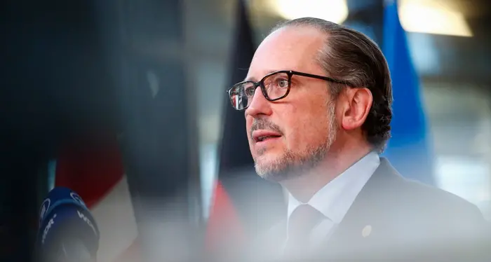 Covid: Austria, eventuali lockdown solo per i non vaccinati