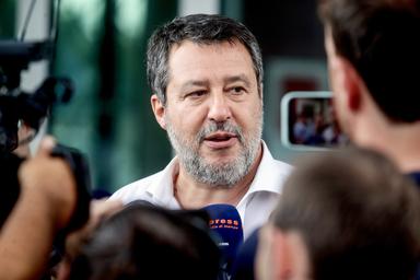 Salvini, per prossima manovra chiederemo contributo banche del 5% degli utili