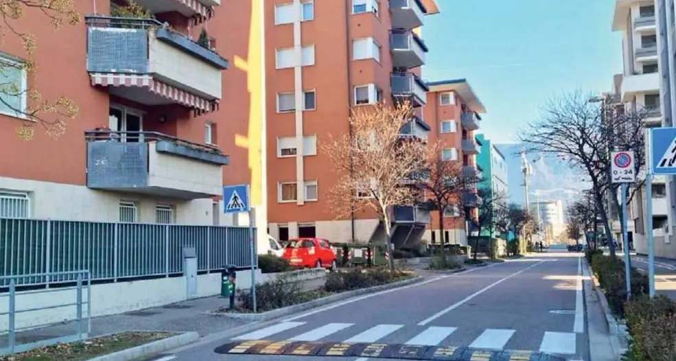 Cassaforte aperta con il trapano: ladri in appartamento a Firmian