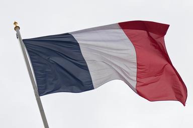 Lo spread della Francia sul Bund supera soglia 100 punti, ai massimi dal 2012