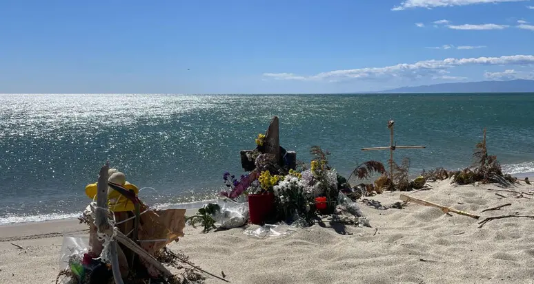 Naufragio di Cutro, Alidad Shiri e i familiari delle vittime: «Chiediamo verità e giustizia. Dal governo solo parole»