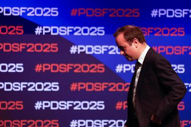 Premier Francia, 'a Trappes fatti gravissimi, monitora l'antiterrorismo'