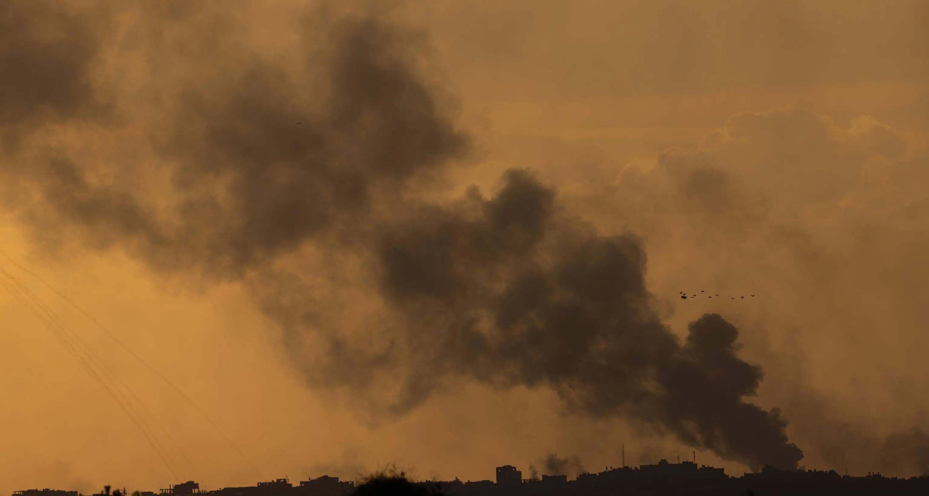 Gaza, Hamas: bene tregua umanitaria ma restiamo pronti a guerra