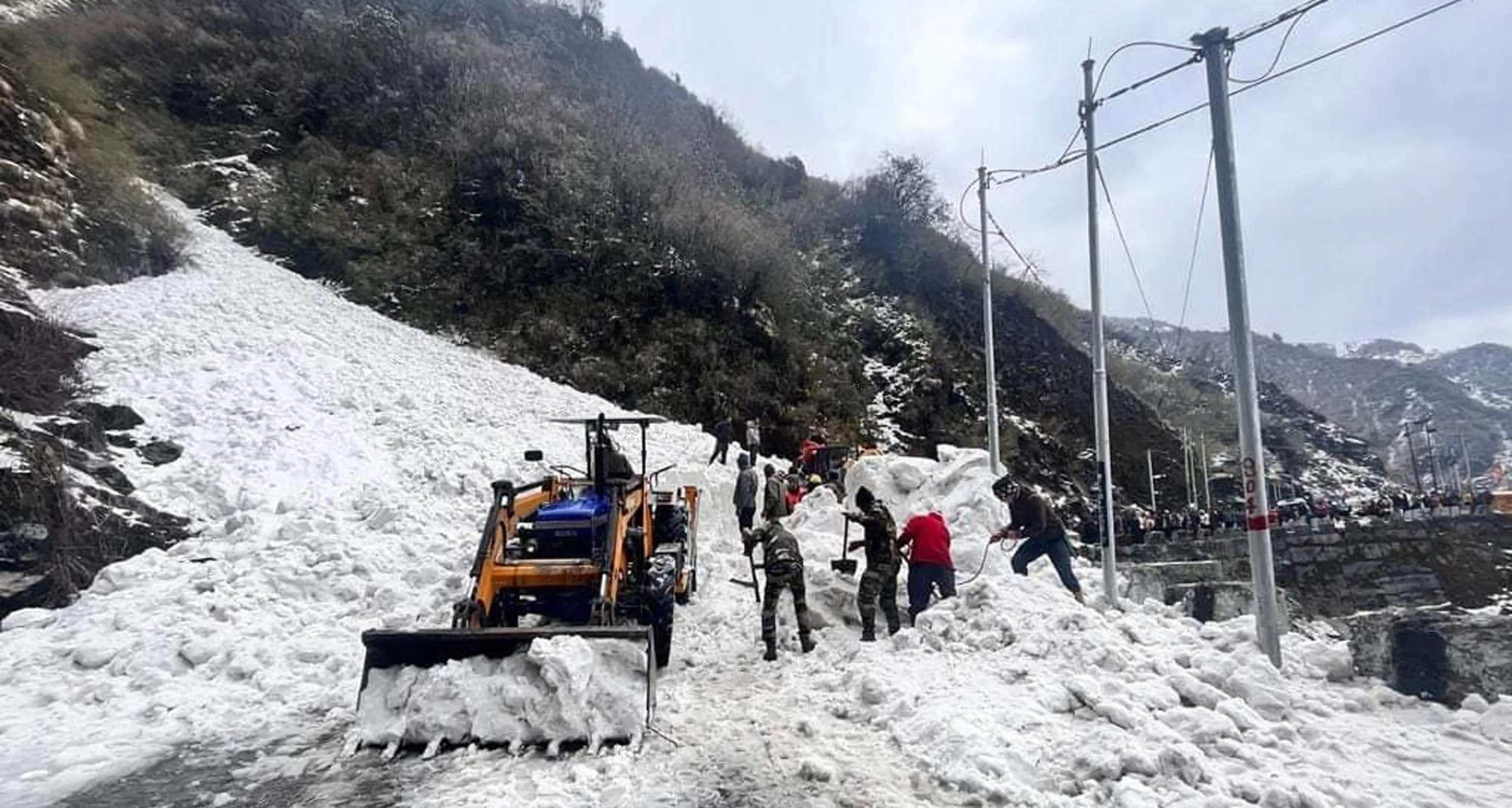 India: inondazioni nel Sikkim, almeno 10 morti e 82 dispersi
